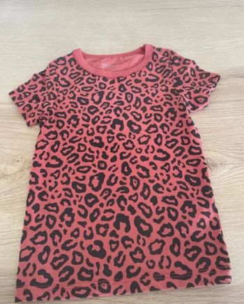 Magnifique tee shirt neuf