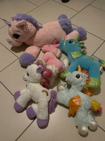 Lot peluche licorne