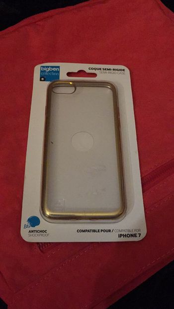 Coque semi-rigide pour IPhone 7