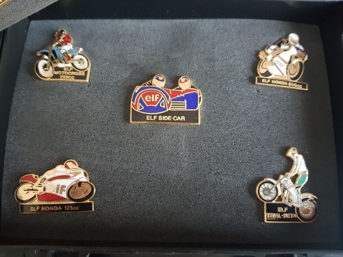 Coffret de 11 pin's ELF - photo numéro 3