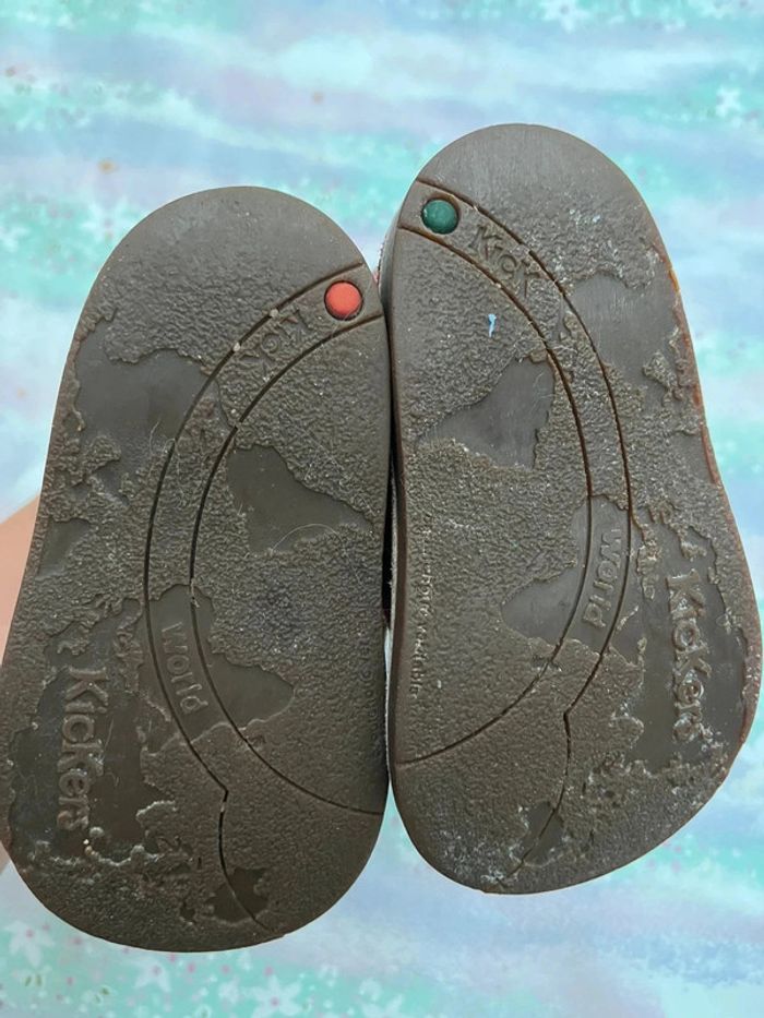 Chaussure kickers taille 22 - photo numéro 5