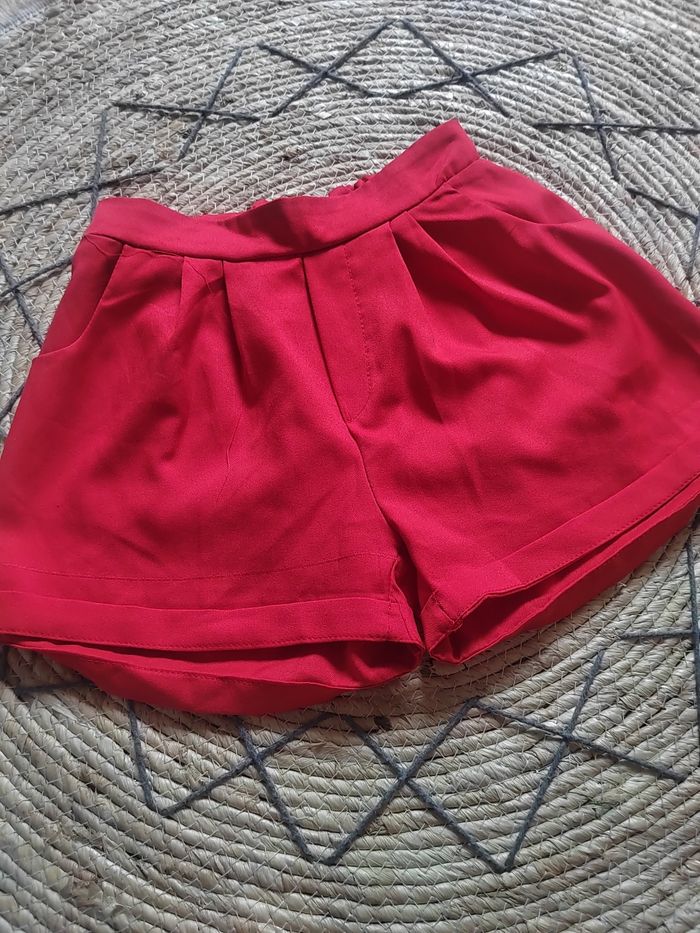 Short rouge 130cm