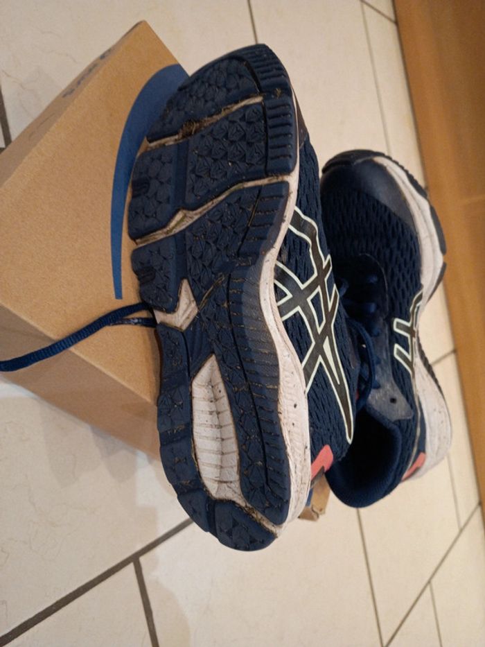 Baskets Asics GT-1000 taille 35,5 - photo numéro 6