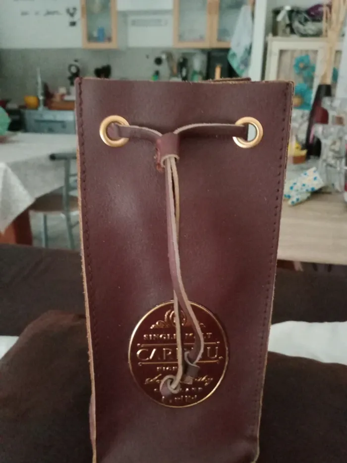 Sac étui à bouteille en cuir cardhu vintage - photo numéro 3