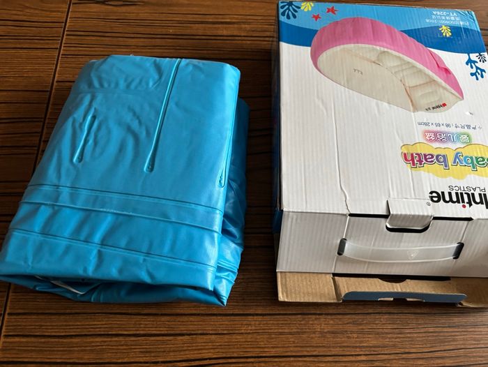 Baignoire Gonflable bleue pour Bébé de 1 à 3 ans - photo numéro 3