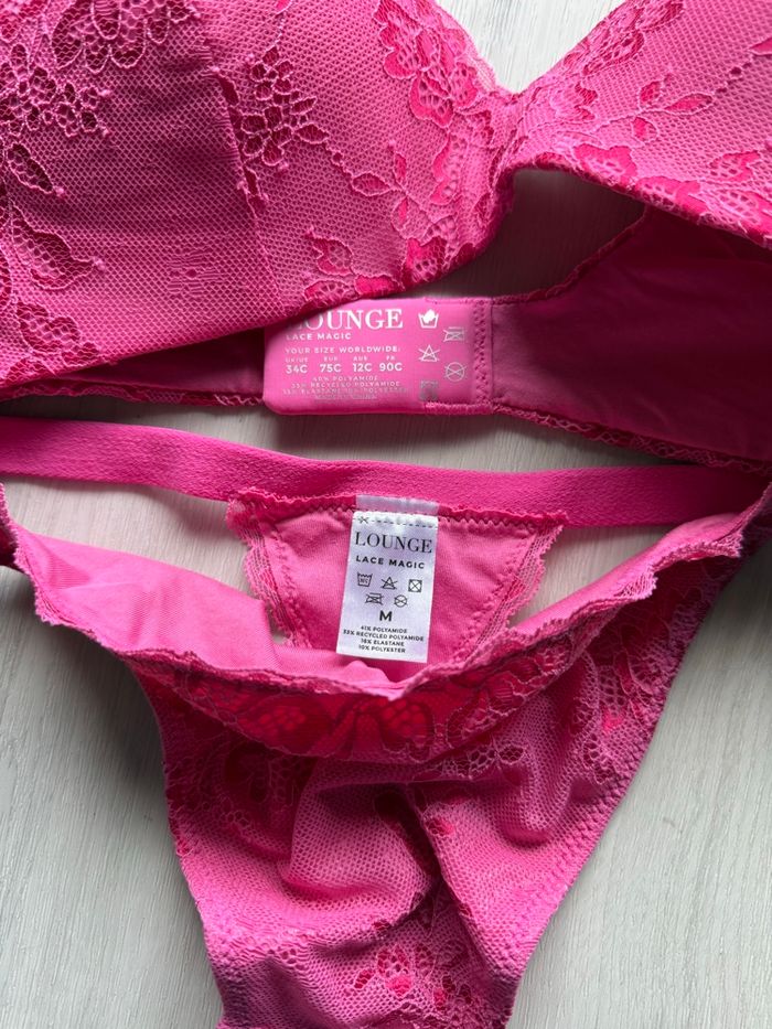 Ensemble lingerie Lounge. - photo numéro 4