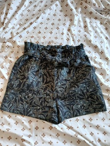 Short cache cache taille 42