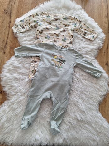 Lot de 2 pyjamas dinosaures Kiabi 3 mois 62 cm 6 kg