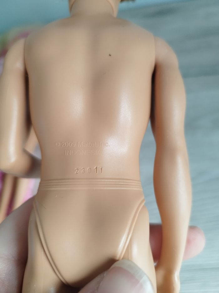 Lot de 3 Barbie et un Ken - photo numéro 4