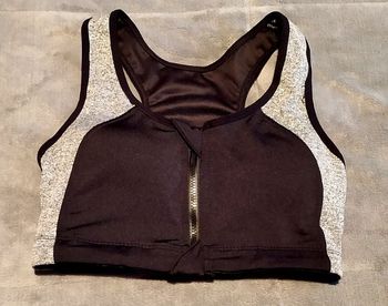 Brassière sport noire et grise 75B