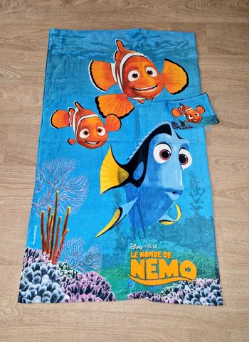 Drap de bain Disney nemo neuf