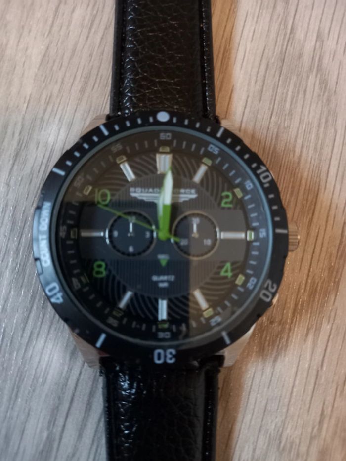 Montre homme - photo numéro 2
