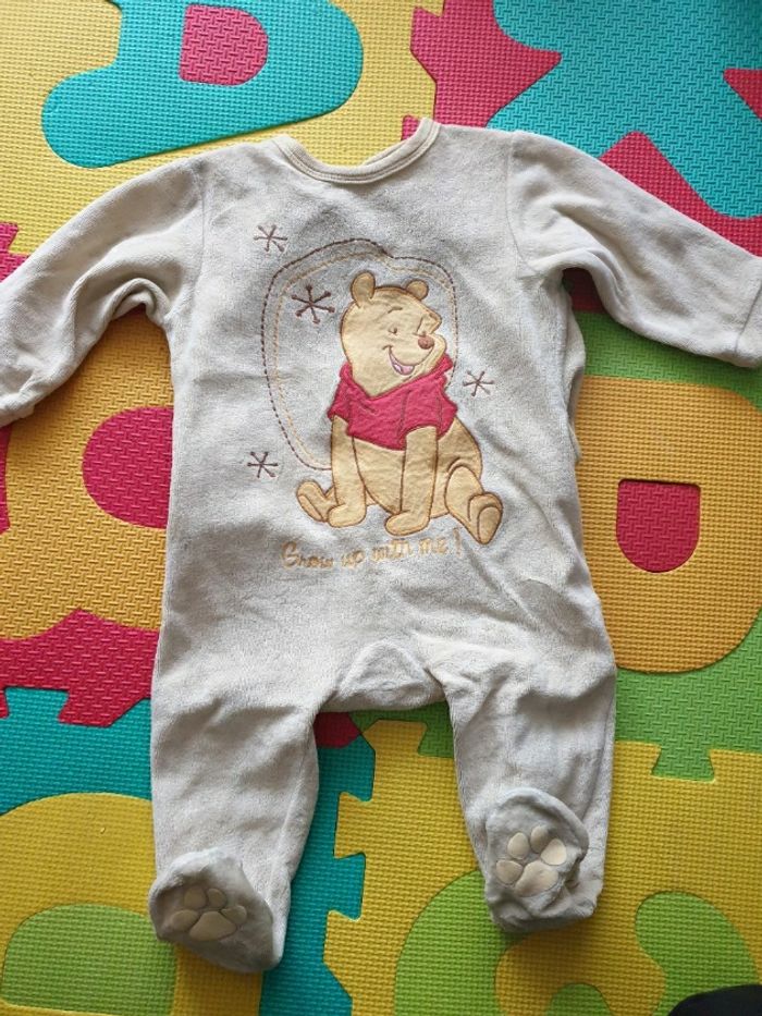 Lot vêtements hiver bébé 6 mois gigoteuse pyjama Winnie l'ourson - photo numéro 4