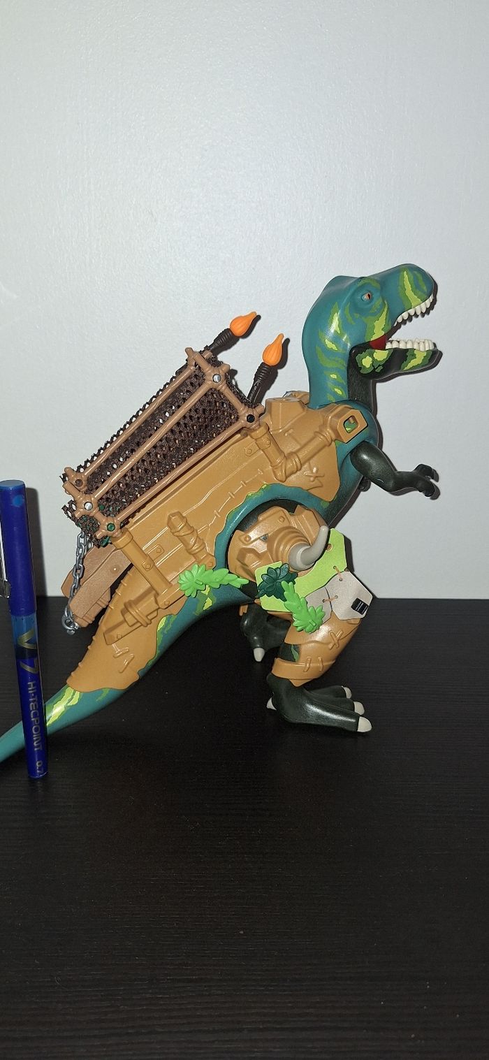 T-Rex playmobile avec son armure taille 20 cm - photo numéro 5