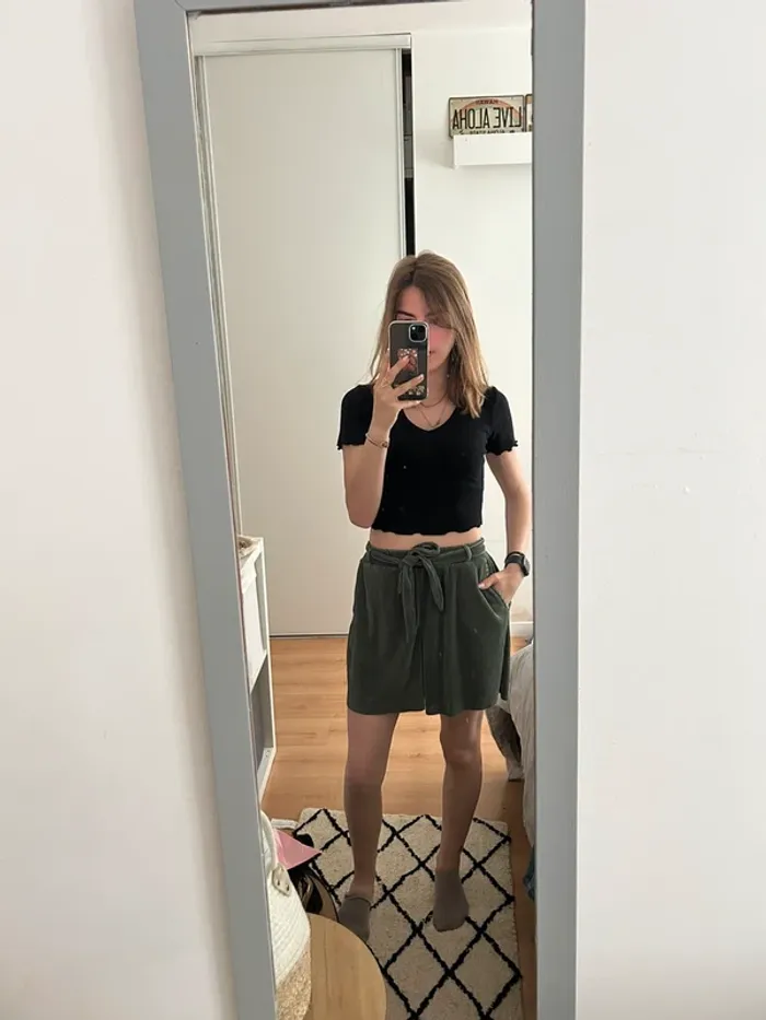 Short plissé vert Kiabi - photo numéro 2