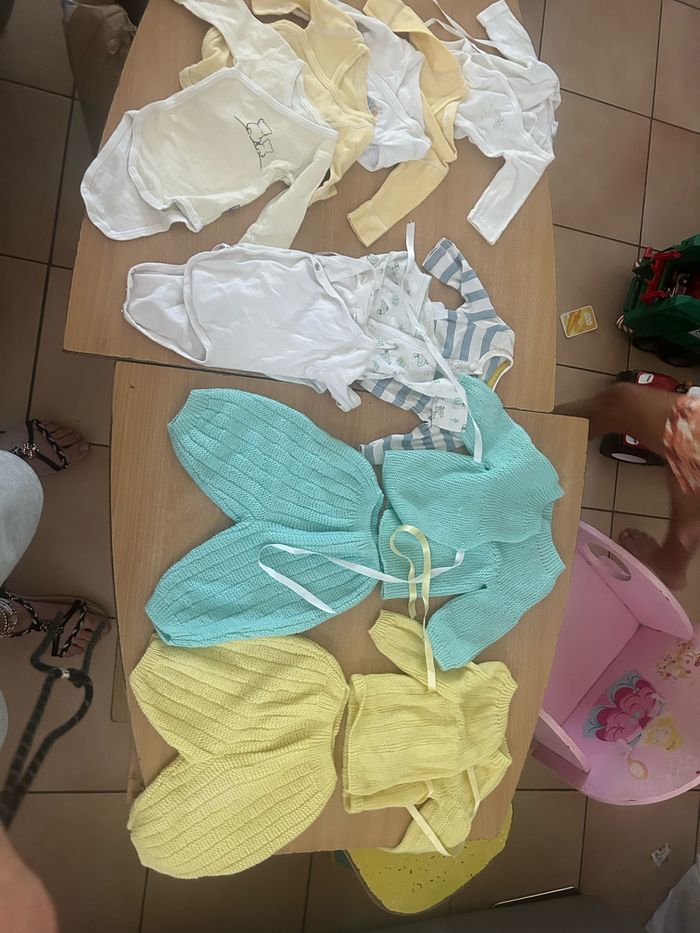 Lo de 25 vêtements teille 50cm - photo numéro 5
