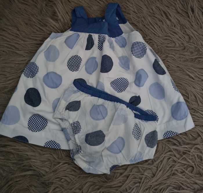 Robe à motifs avec culotte assorti 6mois