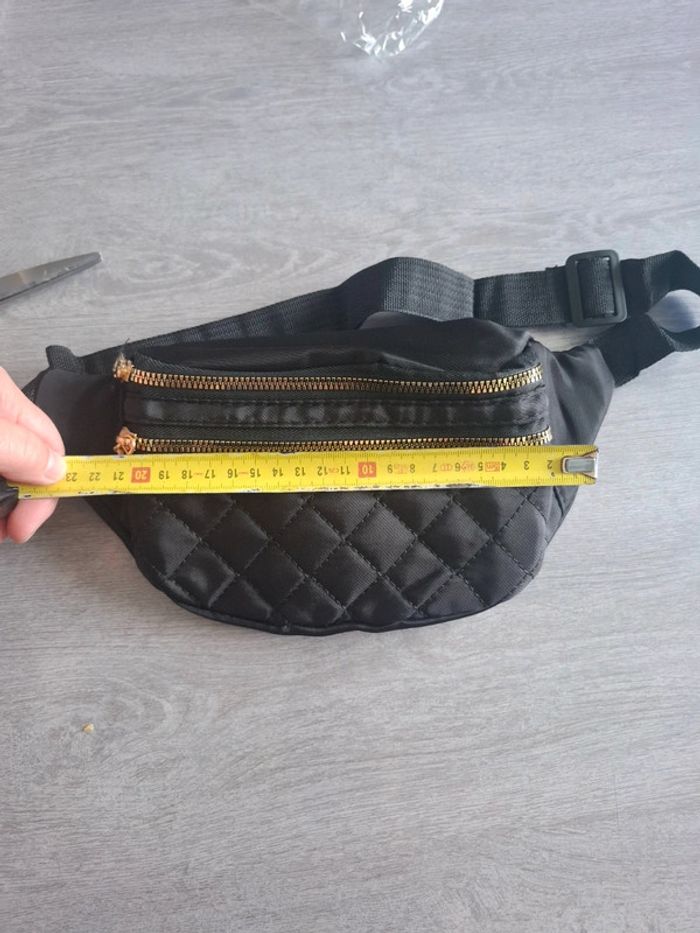 Sac banane noir matelassé - Style chic - Neuf - photo numéro 9