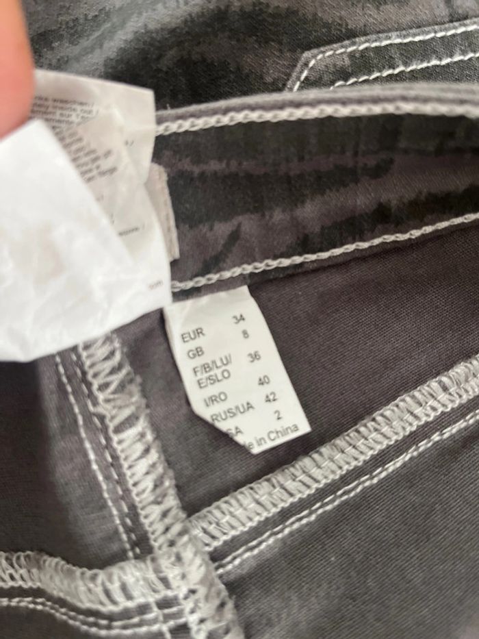 Pantalon jean Heine modèle imprimé animal taille 36 neuf - photo numéro 8