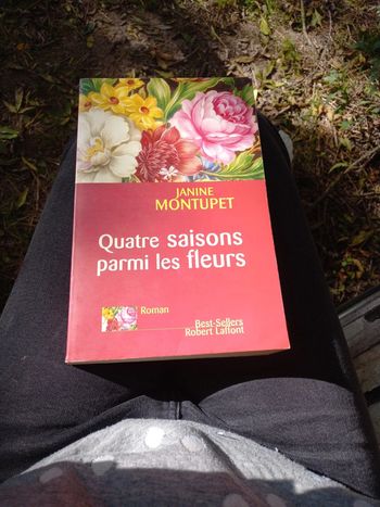 Quatre saisons parmi les fleurs