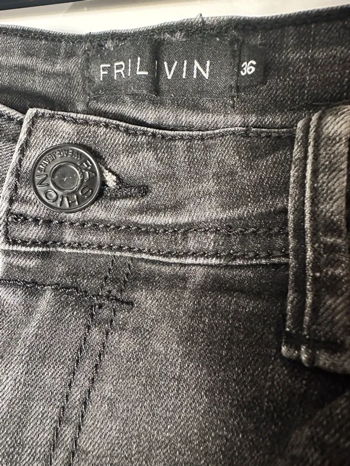 Jean gris déchiré frilivin - photo numéro 2