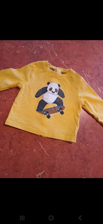 T.shirt bébé taille 1 mois