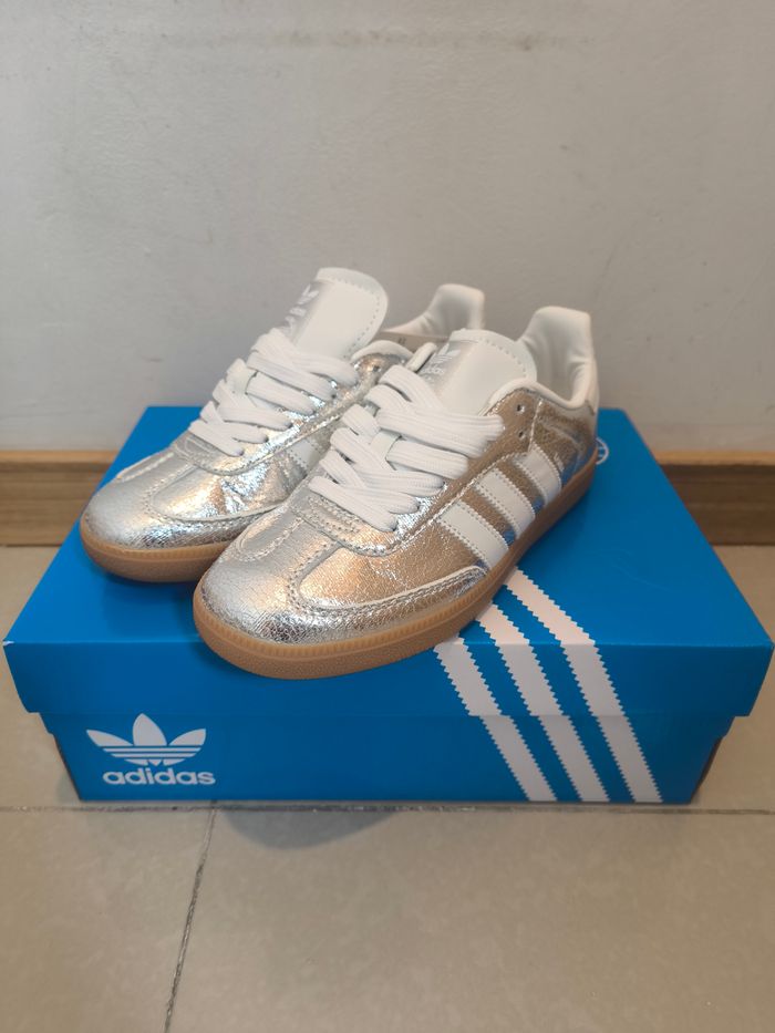 Baskets adidas Originals SAMBA OG argentées --- Taille 41 - photo numéro 5