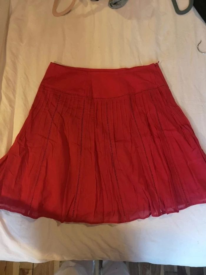 Jupe rouge - photo numéro 2