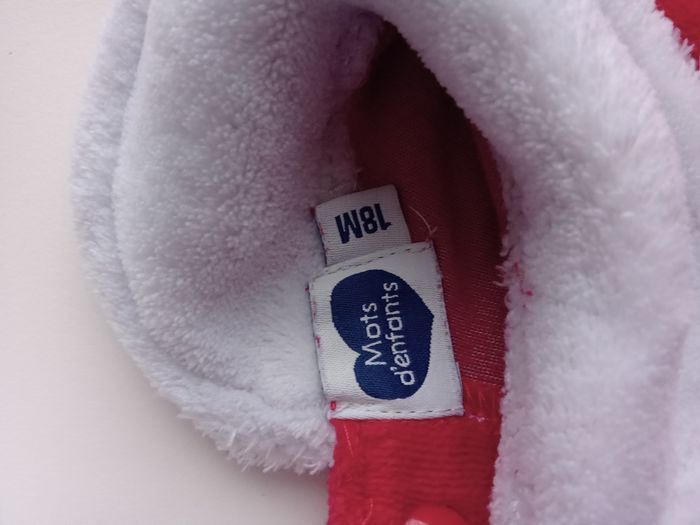 Pyjama de Noël + bonnet 18 mois - photo numéro 2