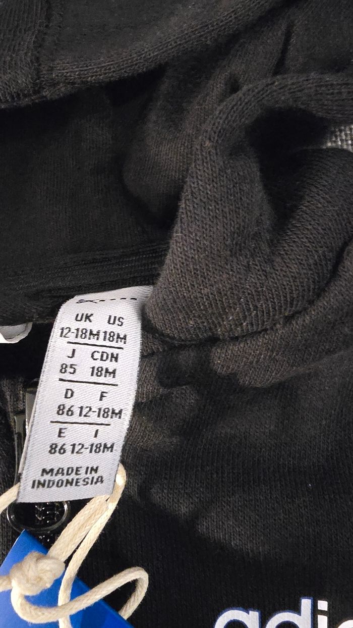 NEUF (non porté)🏷🥰😍💙 SUPERBE survetement ADIDAS 18 mois (86cm) garçon (ferme) 😍🥰💙 - photo numéro 4