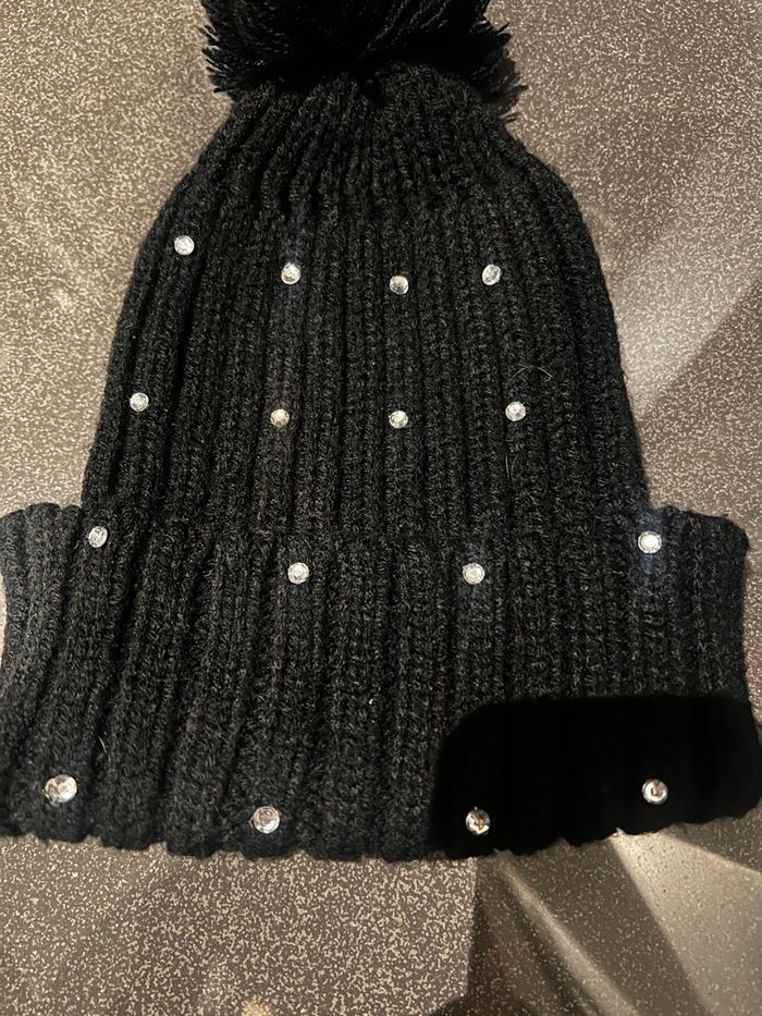 Lot 2 bonnets noirs à strass (Laine épaisse & fine) - photo numéro 2