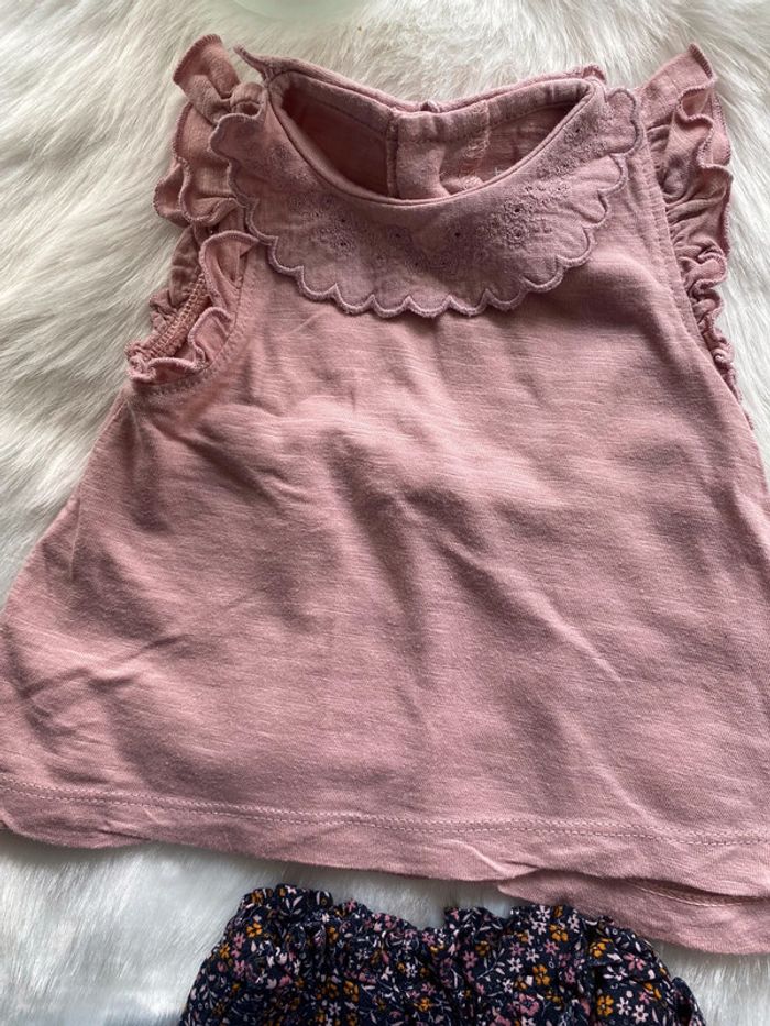 Ensemble short et T-shirt - photo numéro 3