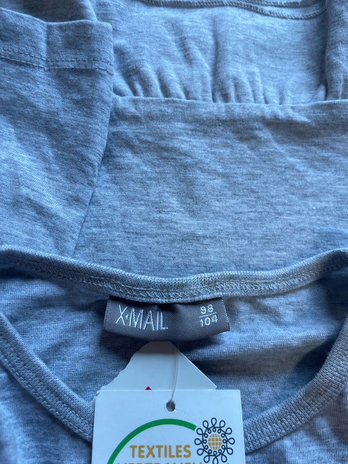 T shirt ML fille taille 98/104 - photo numéro 4