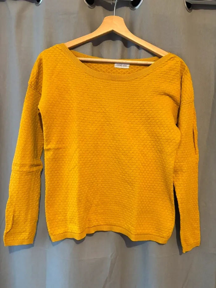 Pull jaune moutarde