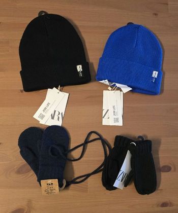 NEUFS NON PORTÉS 🏷🥰💙 LOT bonnets et mouffles garçon 💙🥰🤩