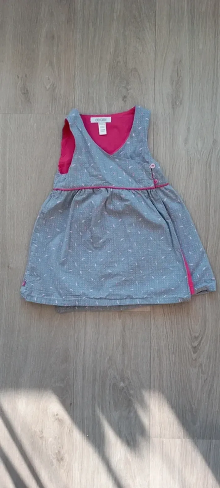 Robe sans manche doublée 12M