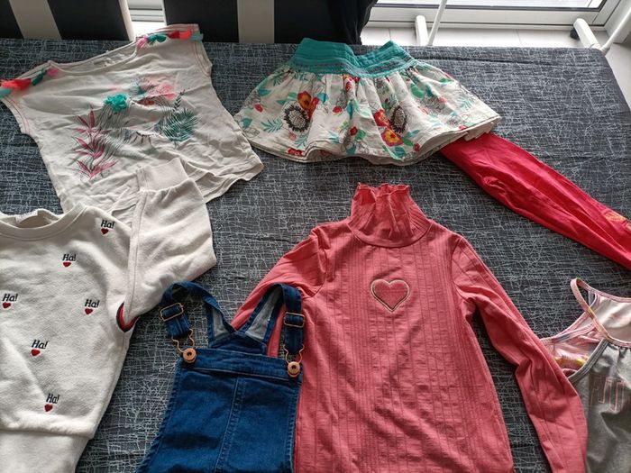 Lot 13 pièces 4/ 5 ans - photo numéro 7