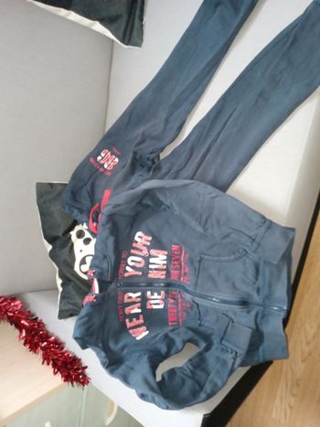 Survêtement capuche