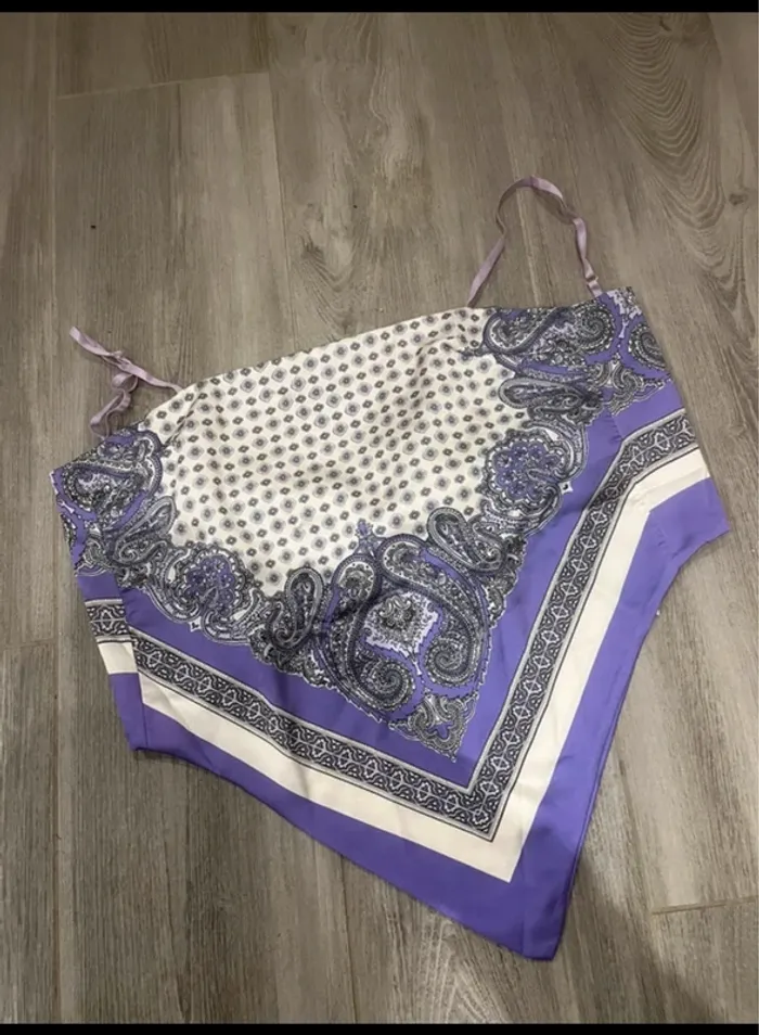 Crop top léger taille S/M - photo numéro 2