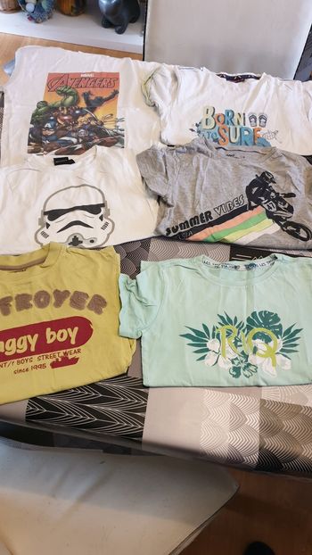 Lot de 6 Tee-shirt manche courte taille 8ans bonne état