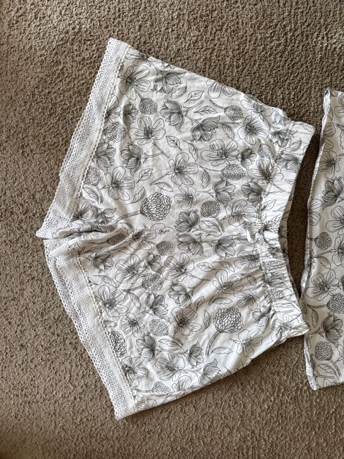 Pyjama caraco et short neuf - photo numéro 3