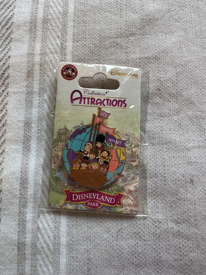 Pins Attractions It’s a small World