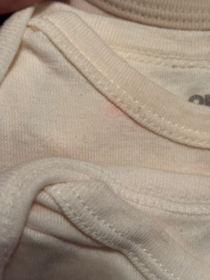 Lot de bodies - photo numéro 2