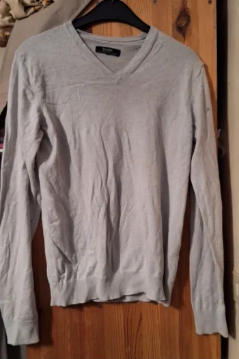 Pull gris taille L en très bon état "jules"