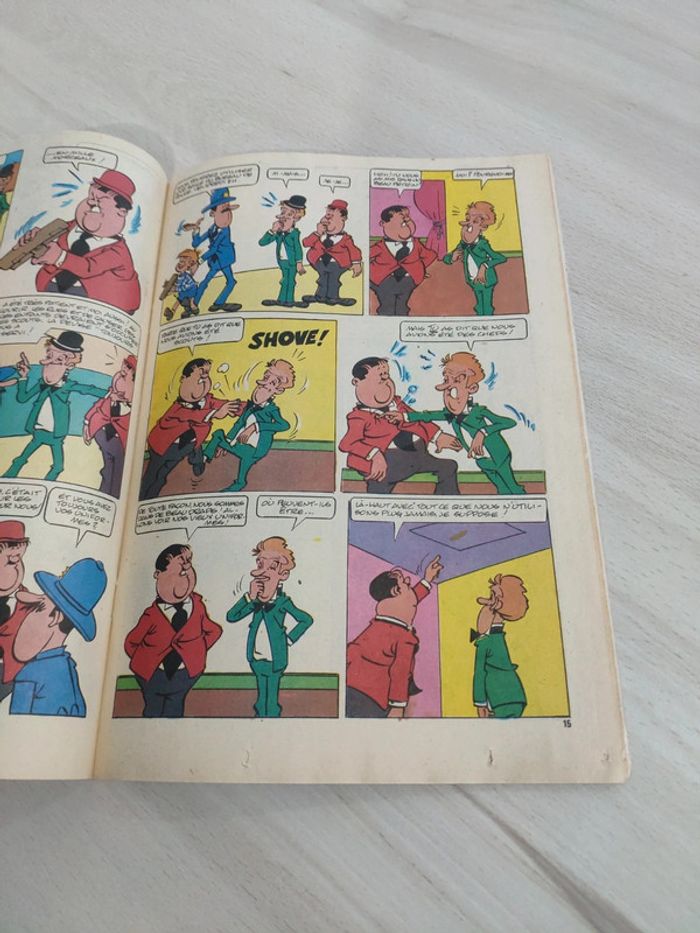 Magazine mensuel en couleurs Laurel et Hardy 32 vintage 1982 - photo numéro 4