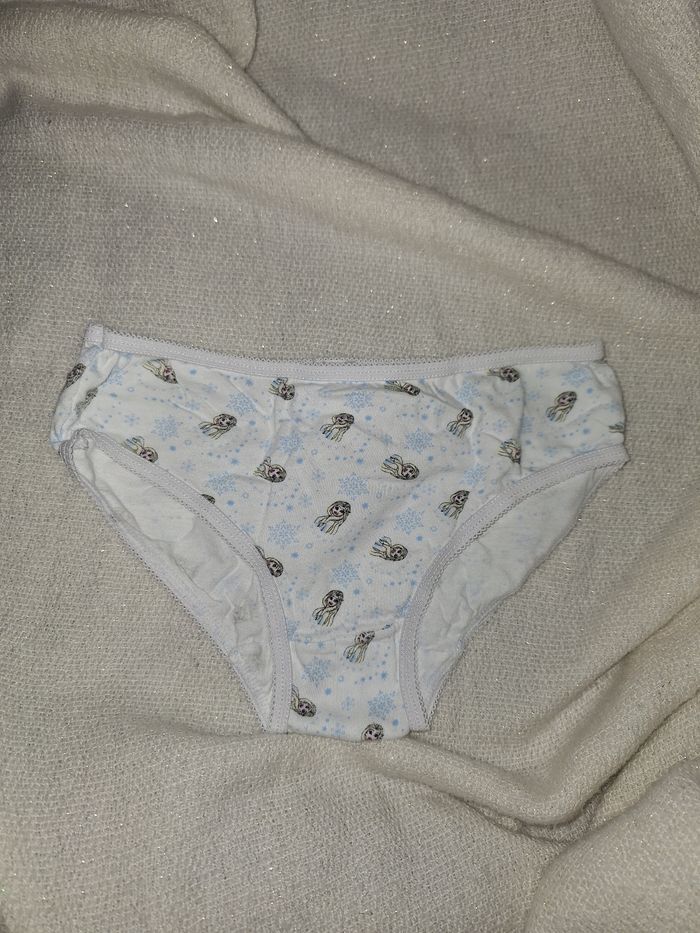 🩲 Lot de 3 petites culottes Reine des Neiges 6/8 ans - photo numéro 4