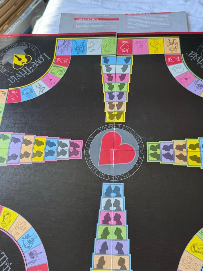 Jeu de société Love Trivia – À la poursuite de l’amour - photo numéro 4