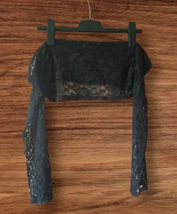 🖤 Top en dentelle noir - manches longues 🖤