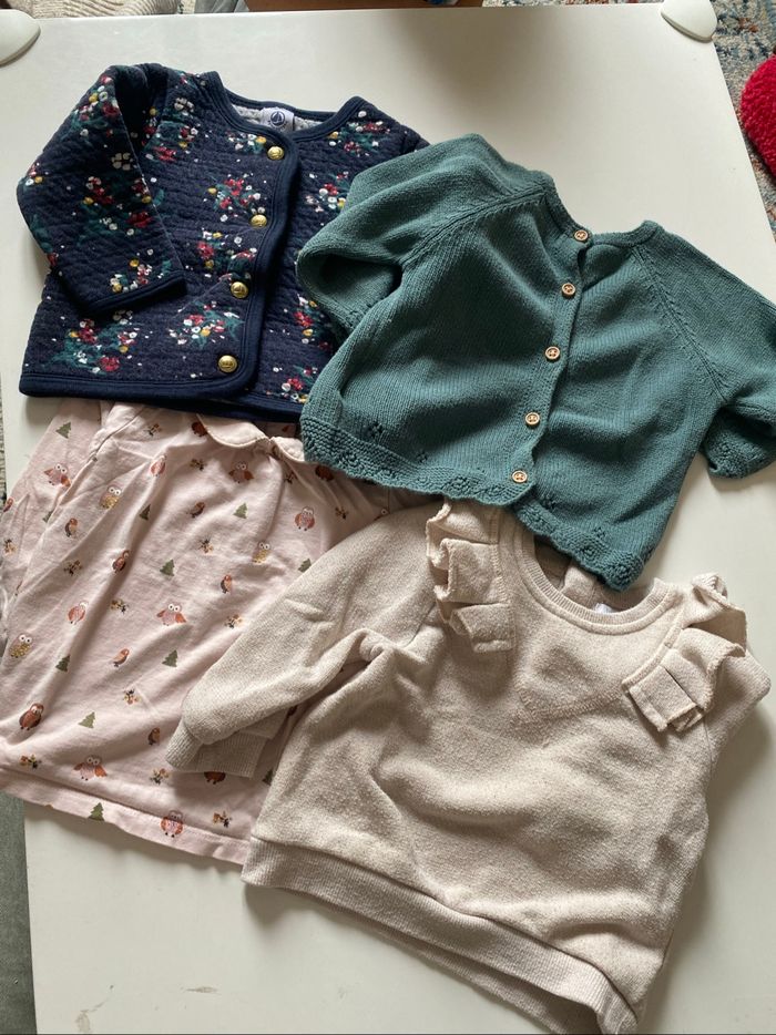 Lot vêtements fille 12 mois - photo numéro 4