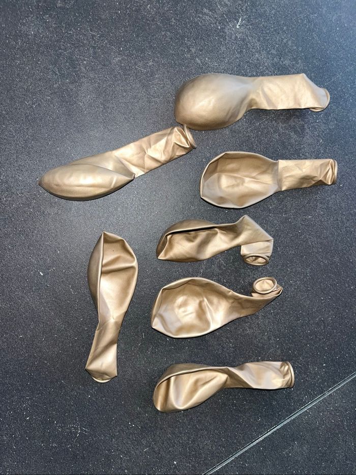 Lot 90 ballons avec arche en plastique - photo numéro 2